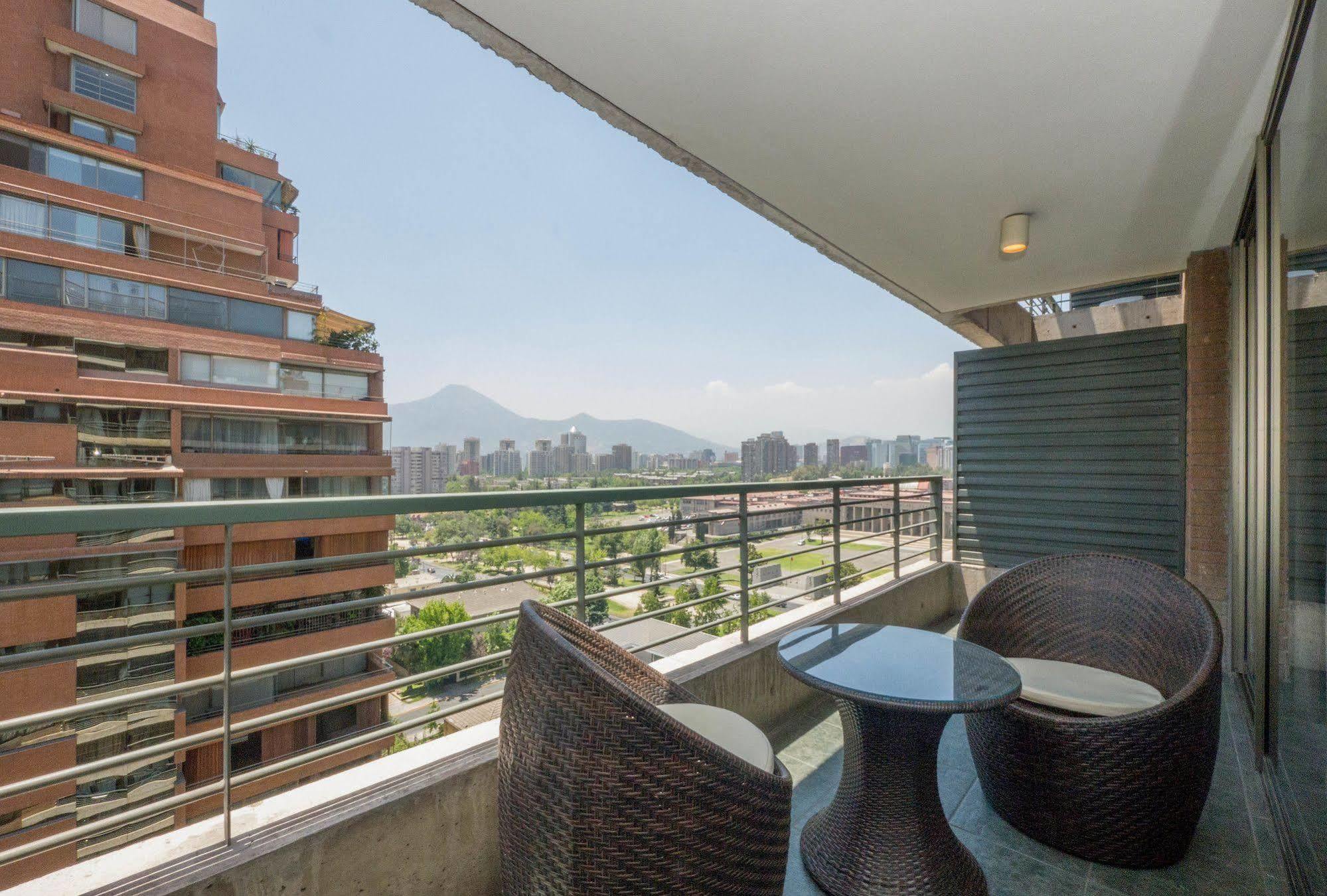 Livinnest Apartments Santiago de Chile Exteriör bild